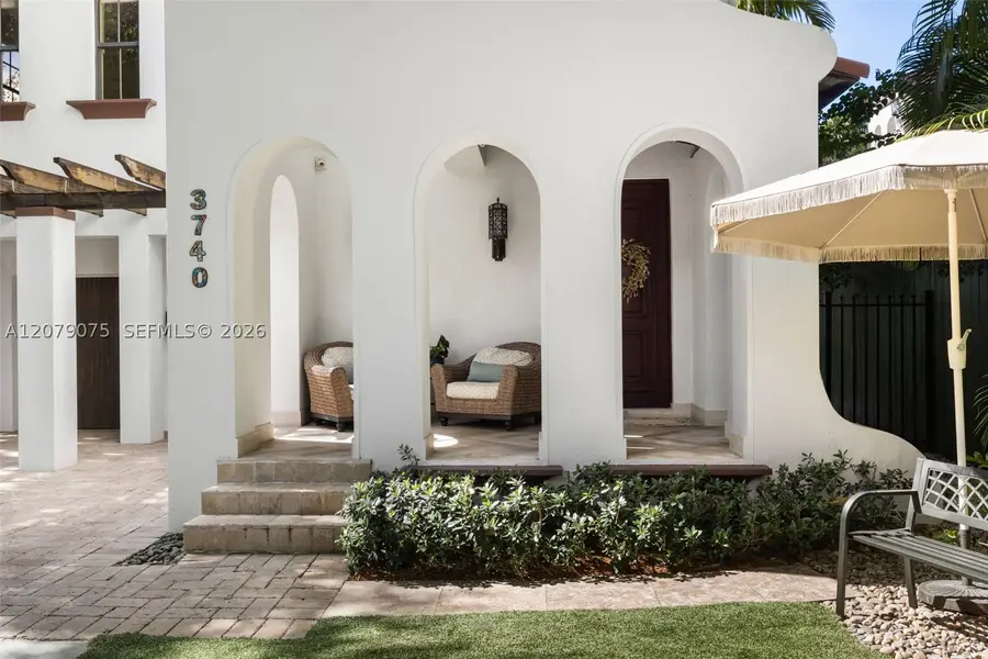 3740 Irvington Ave, Coconut Grove, FL 33133 - #2