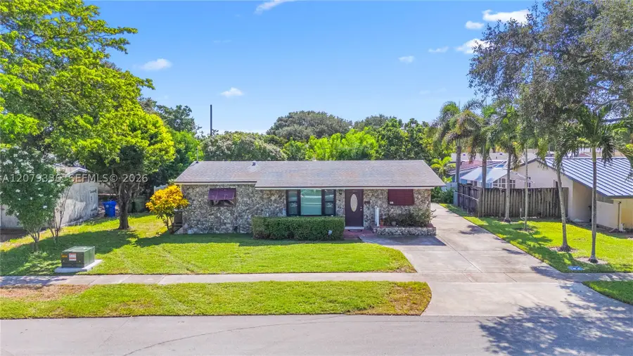 311 SW 70th Ter, Pembroke Pines, FL 33023 - #2