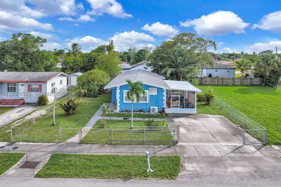 2760 NW 23rd St, Fort Lauderdale, FL 33311 - #2
