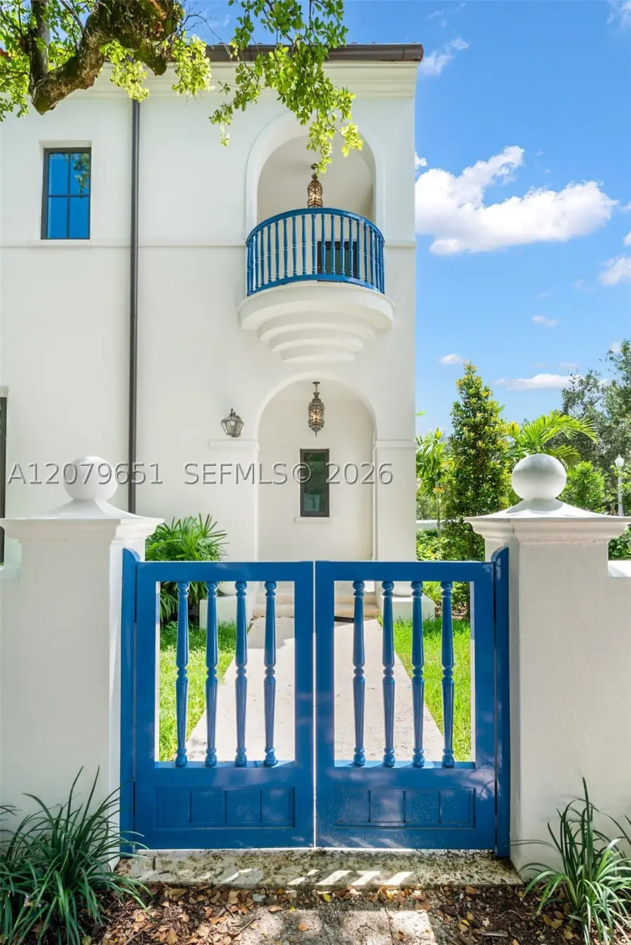 550 Malaga Ave #Villa 1, Coral Gables, FL 33134 - #3