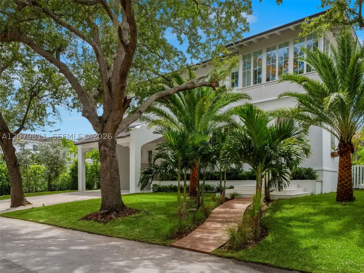 544 Warren Ln, Key Biscayne, FL 33149 - #1