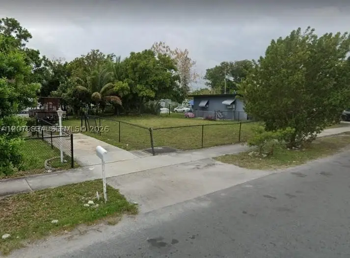 4 NW 4th Ct, Pompano Beach, FL 33069 - #2