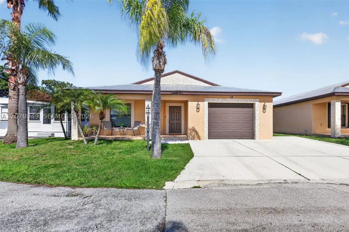 12 Barcelona Ln, Port Saint Lucie, FL 34952 - #1