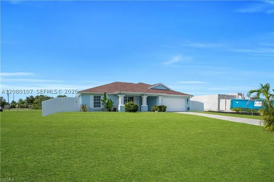 3902 3rd St Sw, Lehigh Acres, FL 33976 - #3