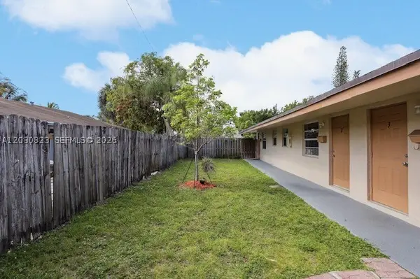 231 SW 8th Ct, Pompano Beach, FL 33060
