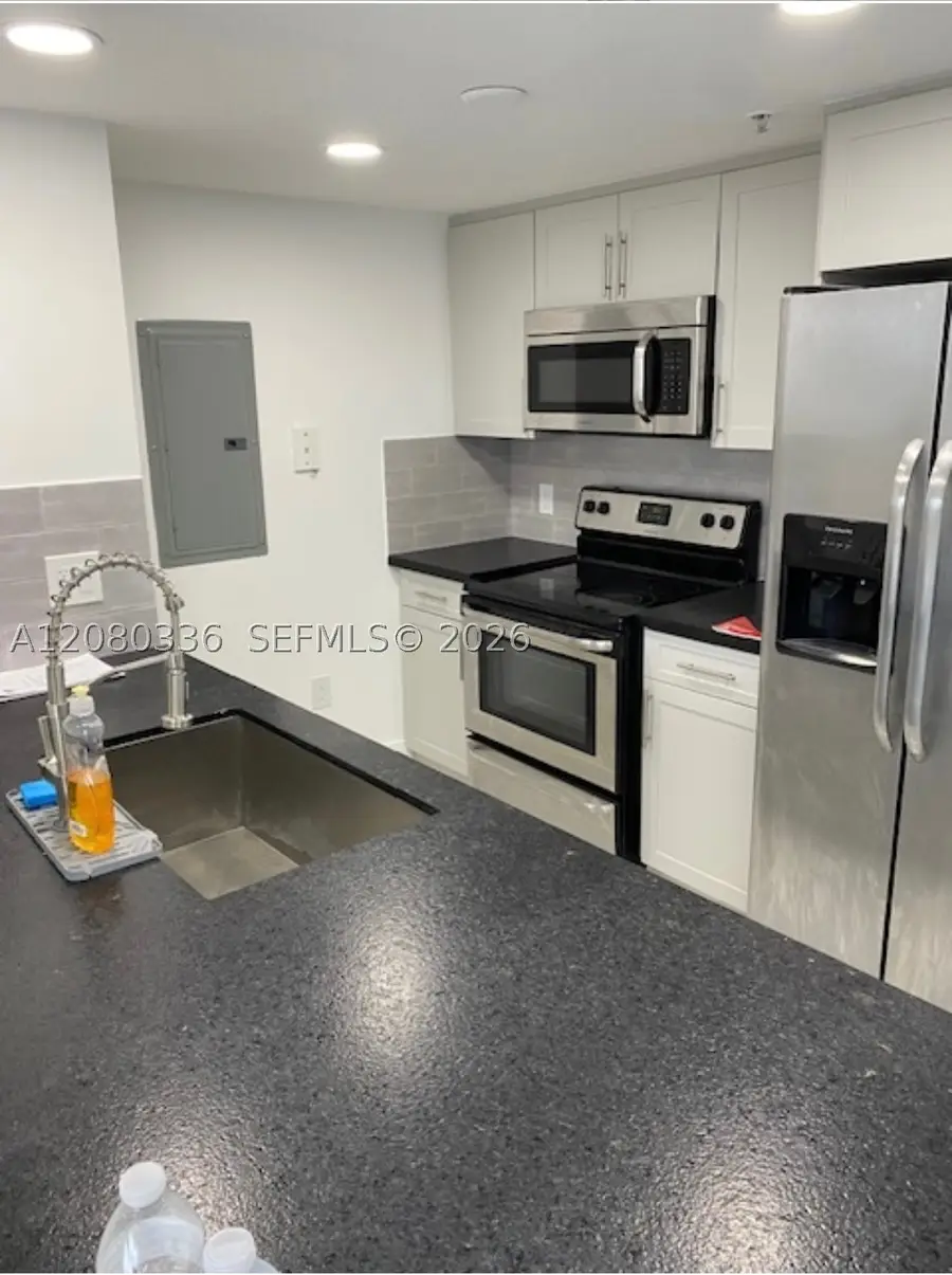 816 NW 11th St #902, Miami, FL 33136 - #2