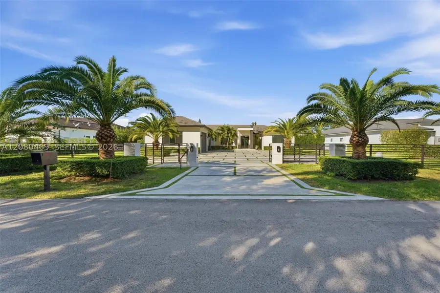 10005 SW 66th St, Miami, FL 33173 - #3