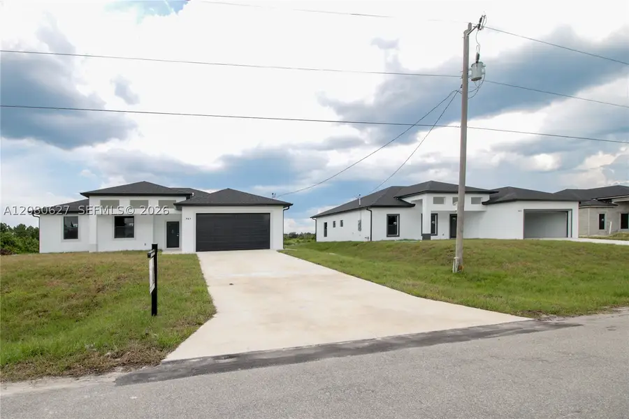 945 Commodore St, Lehigh Acres, FL 33974 - #2