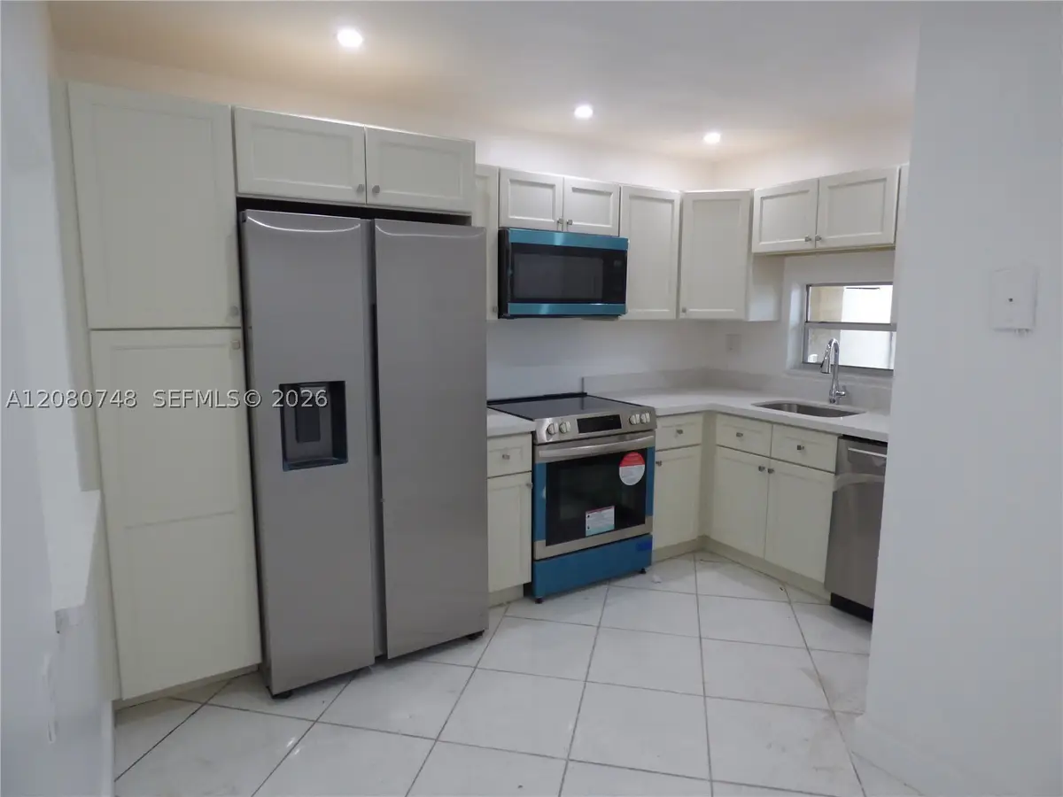 361 S Hollybrook Dr #302, Pembroke Pines, FL 33025 - #1