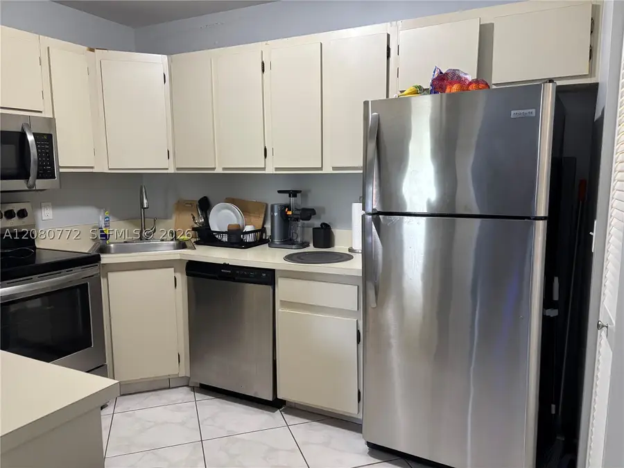 718 Sunny Pine Way #F2, Greenacres, FL 33415 - #3