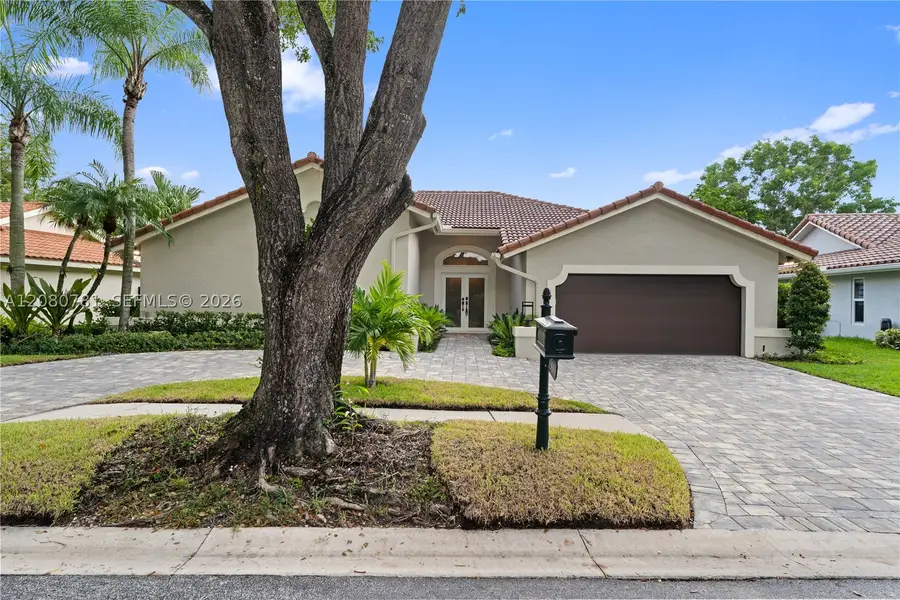 1900 Lakeshore Dr, Weston, FL 33326 - #2