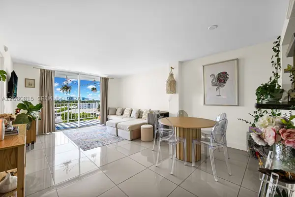 6900 Bay Dr #6B, Miami Beach, FL 33141