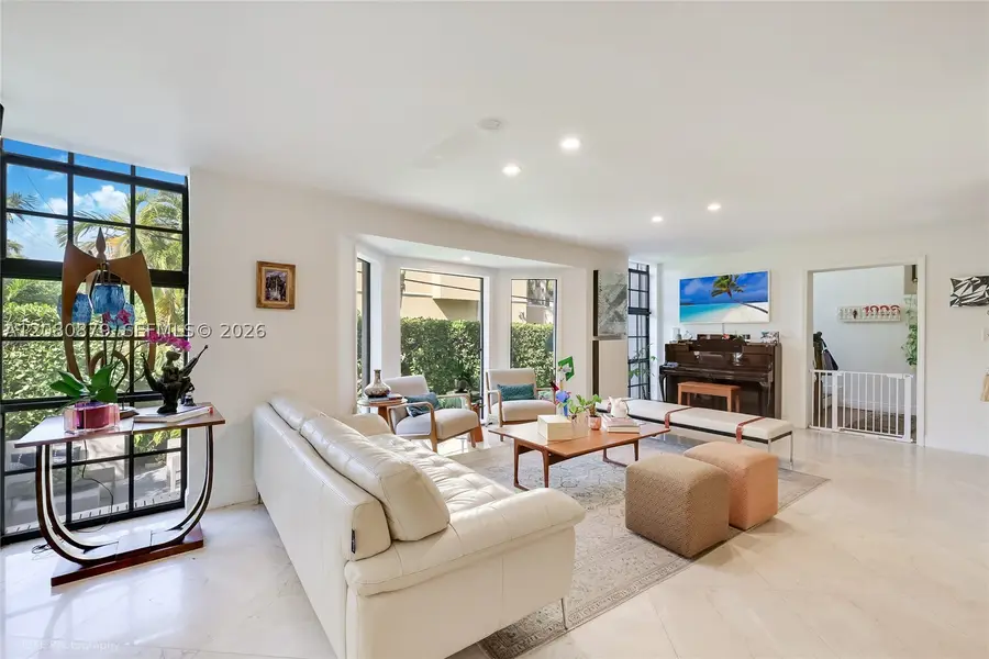 596 Fernwood Rd #B, Key Biscayne, FL 33149 - #2