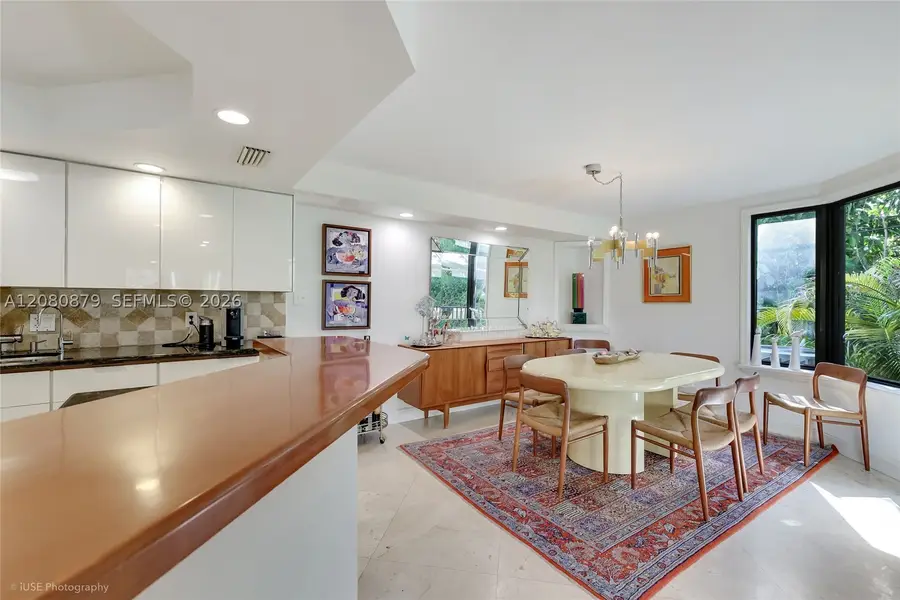 596 Fernwood Rd #B, Key Biscayne, FL 33149 - #3