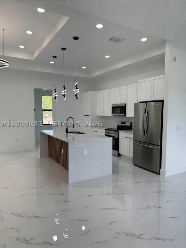 842 Nina Ave, Lehigh Acres, FL 33974