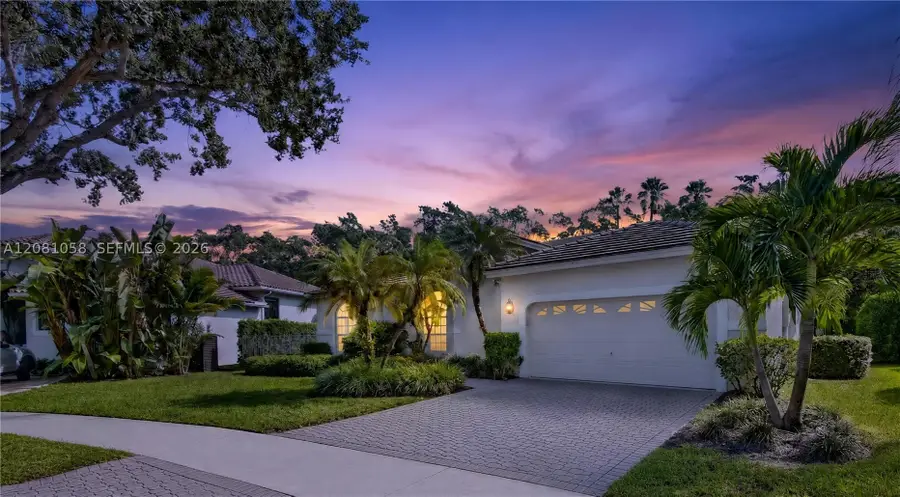 3098 Lakewood Cir, Weston, FL 33332 - #2