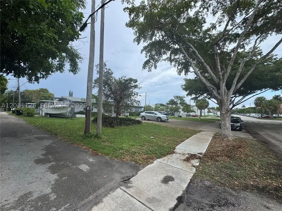 16900 NE 18th Ave, North Miami Beach, FL 33162 - #3