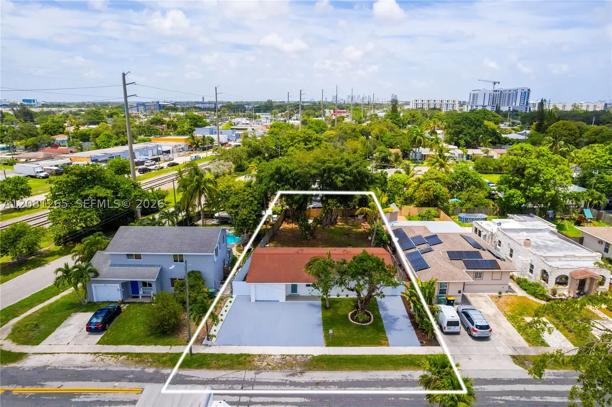 254 SW 4th St, Dania Beach, FL 33004 - #1