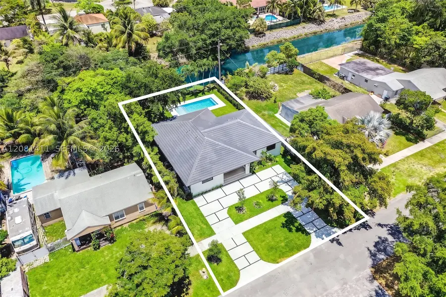 6853 S Waterway Dr, Miami, FL 33155 - #3
