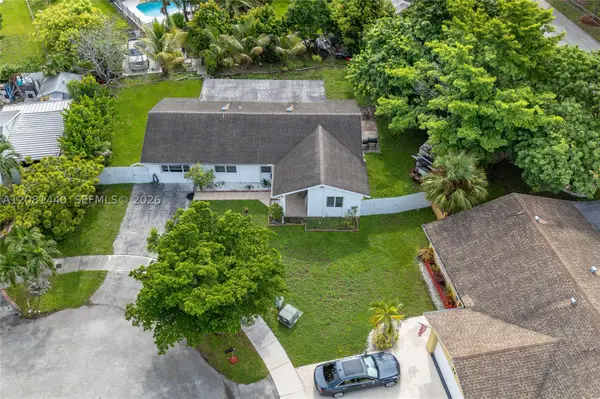 7159 SW 148th Pl, Miami, FL 33193