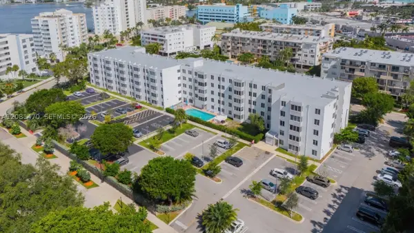 250 180th Dr #158, Sunny Isles Beach, FL 33160