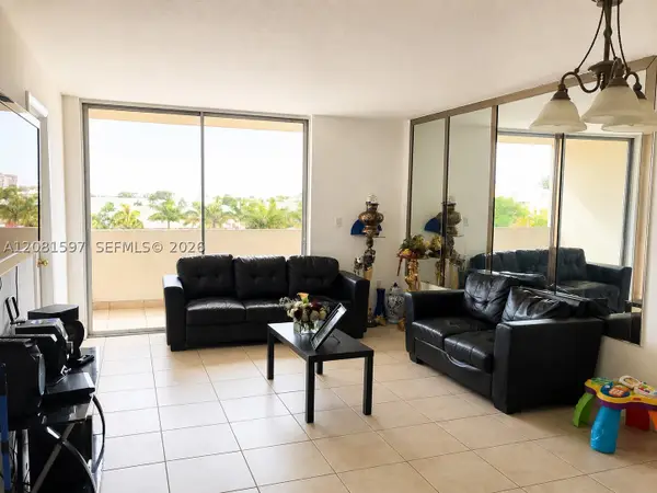10090 NW 80th Ct #1561, Hialeah Gardens, FL 33016