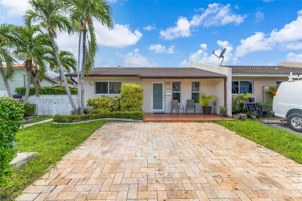 2018 SW 103rd Ct, Miami, FL 33165