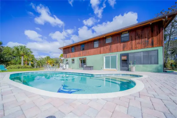 576 Marshall Rd, West Palm Beach, FL 33413