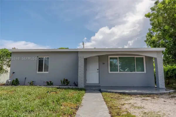 726 56th St, West Palm Beach, FL 33407
