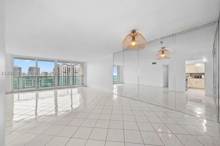 100 Bayview Dr #1428, Sunny Isles Beach, FL 33160 - #2