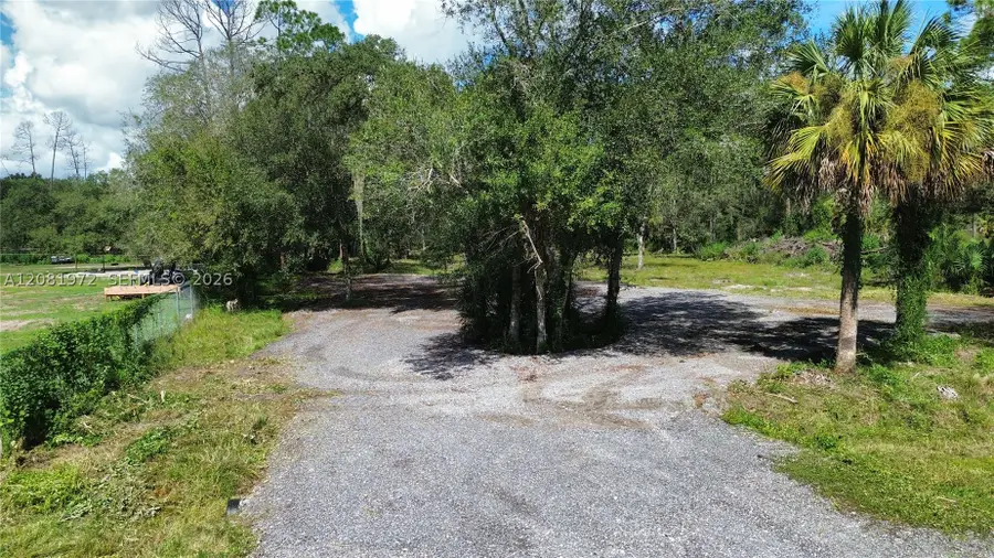 450 S Isora St, Clewiston, FL 33440 - #3