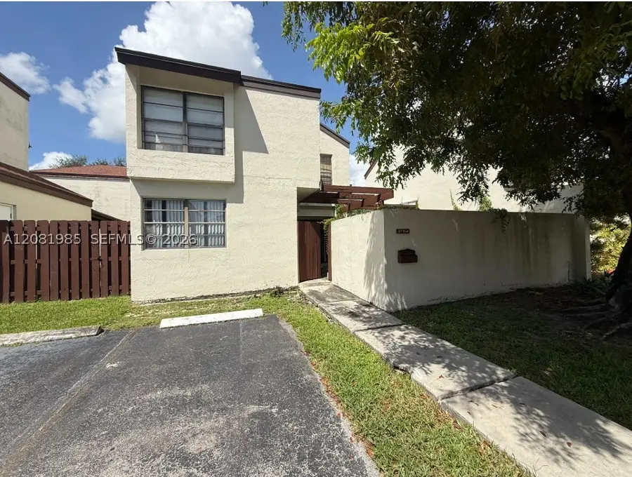 9764 NW 4th Ln #9764, Miami, FL 33172 - #2