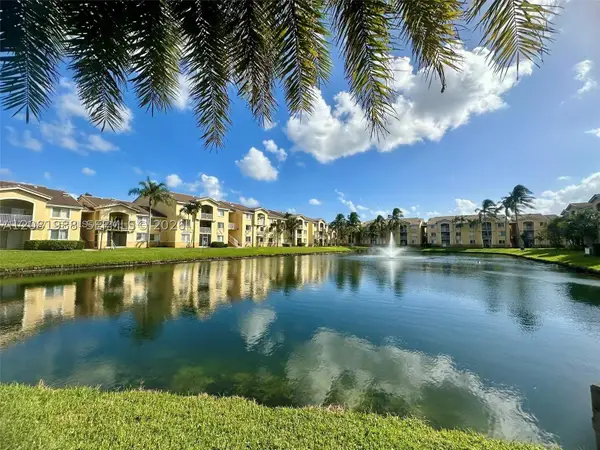 2620 S University Dr #105, Davie, FL 33328
