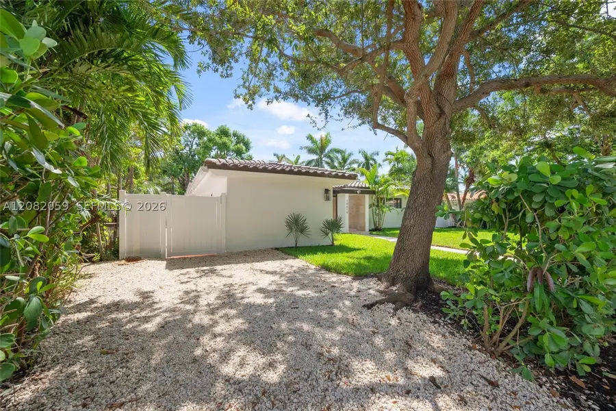 10619 NE 10th Pl, Miami Shores, FL 33138 - #3