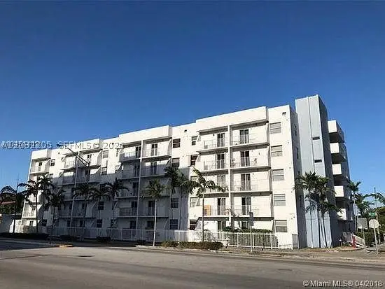 2575 SW 27th Ave #506, Miami, FL 33133