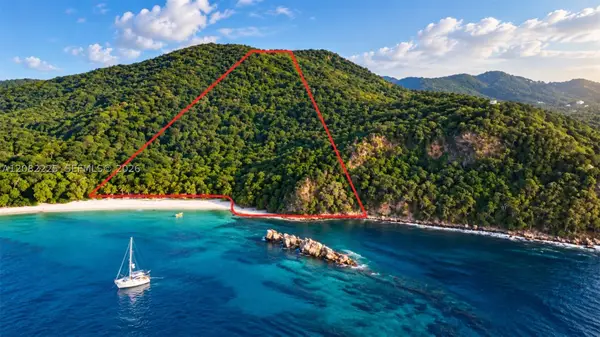 0 Anse La Roche, Carriacou, , FL 00000