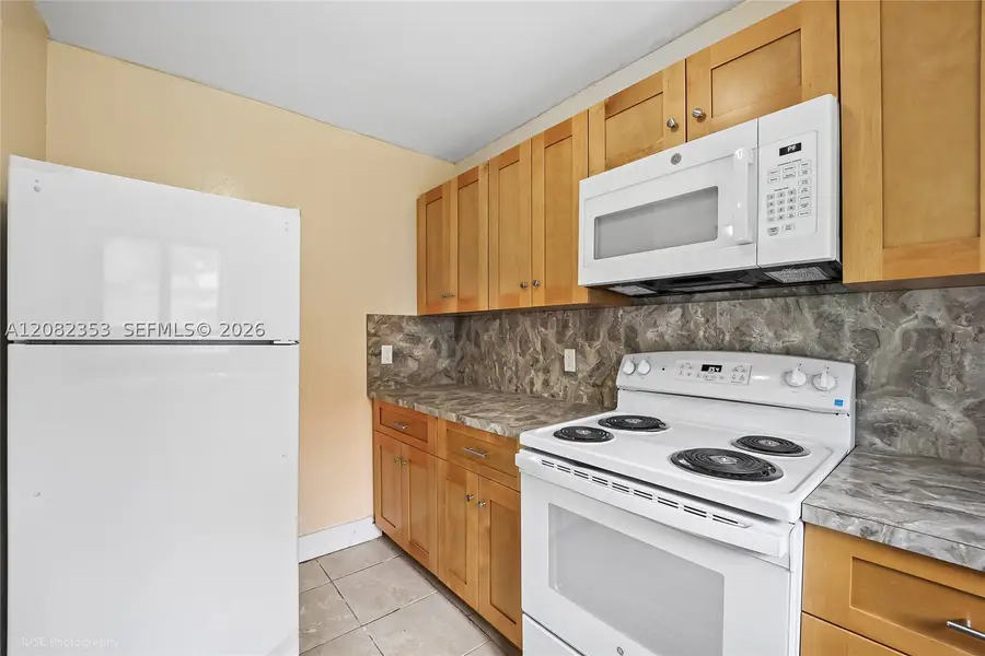 3471/3473 Plaza St, Miami, FL 33133 - #3