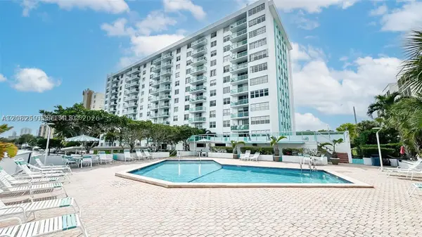 2841 NE 163rd St #402, North Miami Beach, FL 33160