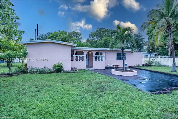 918 NW 13th Ct, Fort Lauderdale, FL 33311