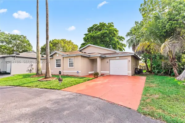 20315 SW 86th Ct, Cutler Bay, FL 33189