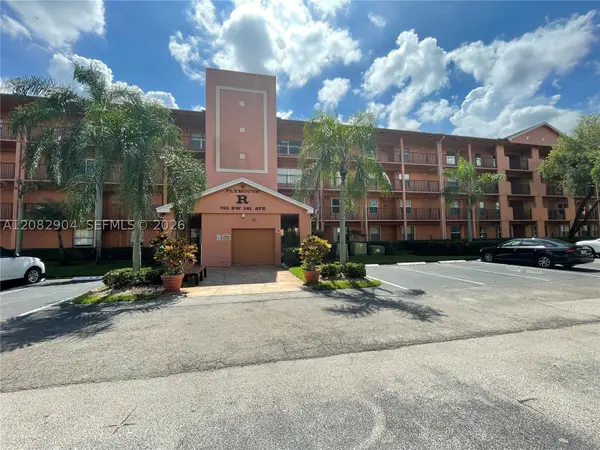 701 SW 141st Ave #110R, Pembroke Pines, FL 33027