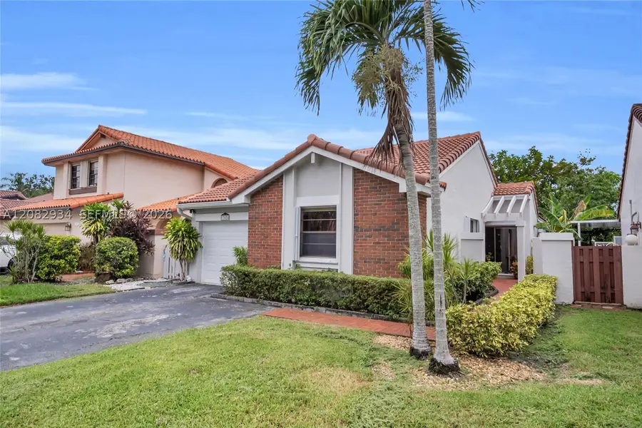 17624 NW 63rd Ct, Hialeah, FL 33015 - #2
