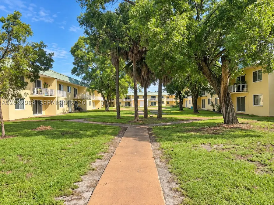 505 NW 177th St #128, Miami Gardens, FL 33169 - #2