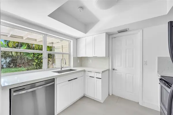 7408 NW 58th St, Tamarac, FL 33321