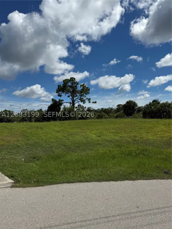 2336 Hale Street, Port Charlotte, FL 33953