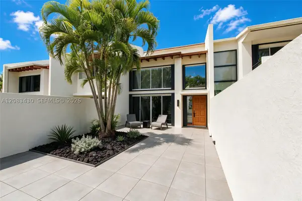 7865 SW 106th Ave, Miami, FL 33173