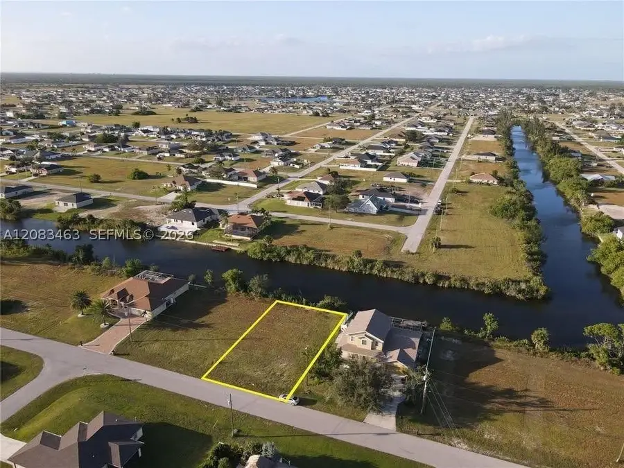 223 Nw 19th Ter, Cape Coral, FL 33993 - #2