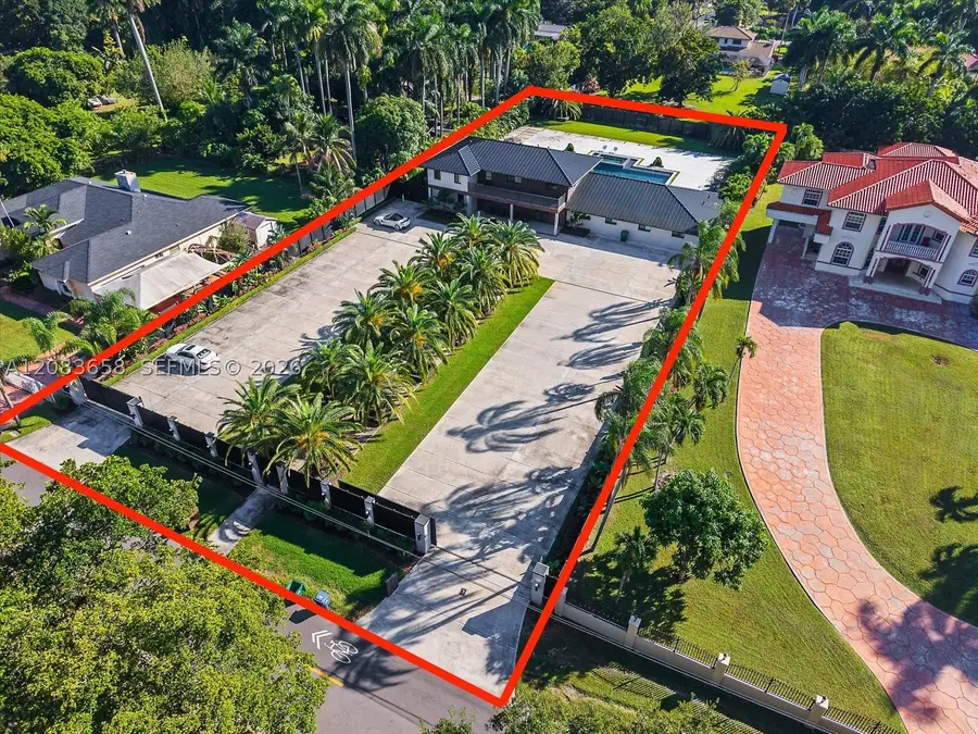 280 NE 156th St, Miami, FL 33162 - #3