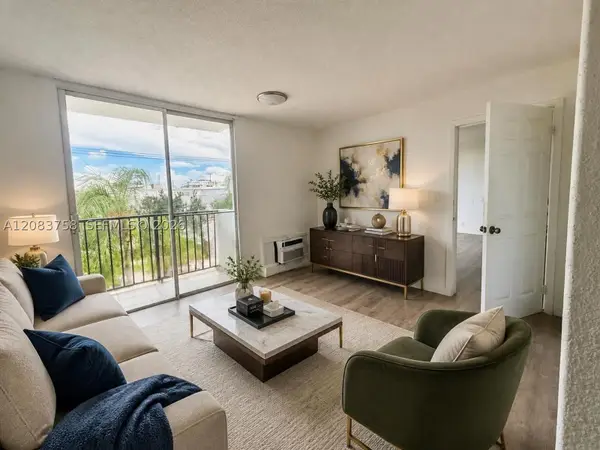 16450 NW 2 #309, Miami, FL 33169