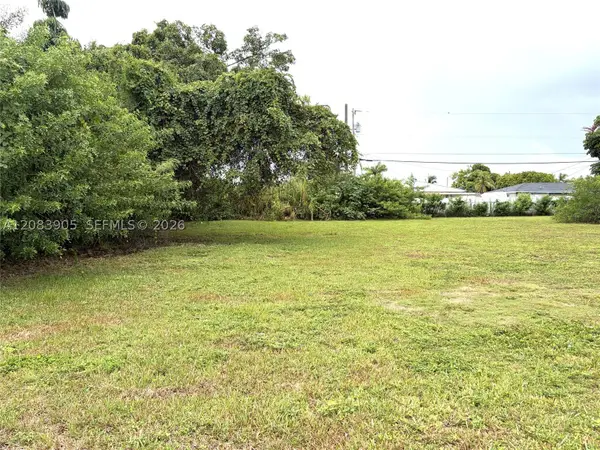 10700 SW 219 St, Miami, FL 33170